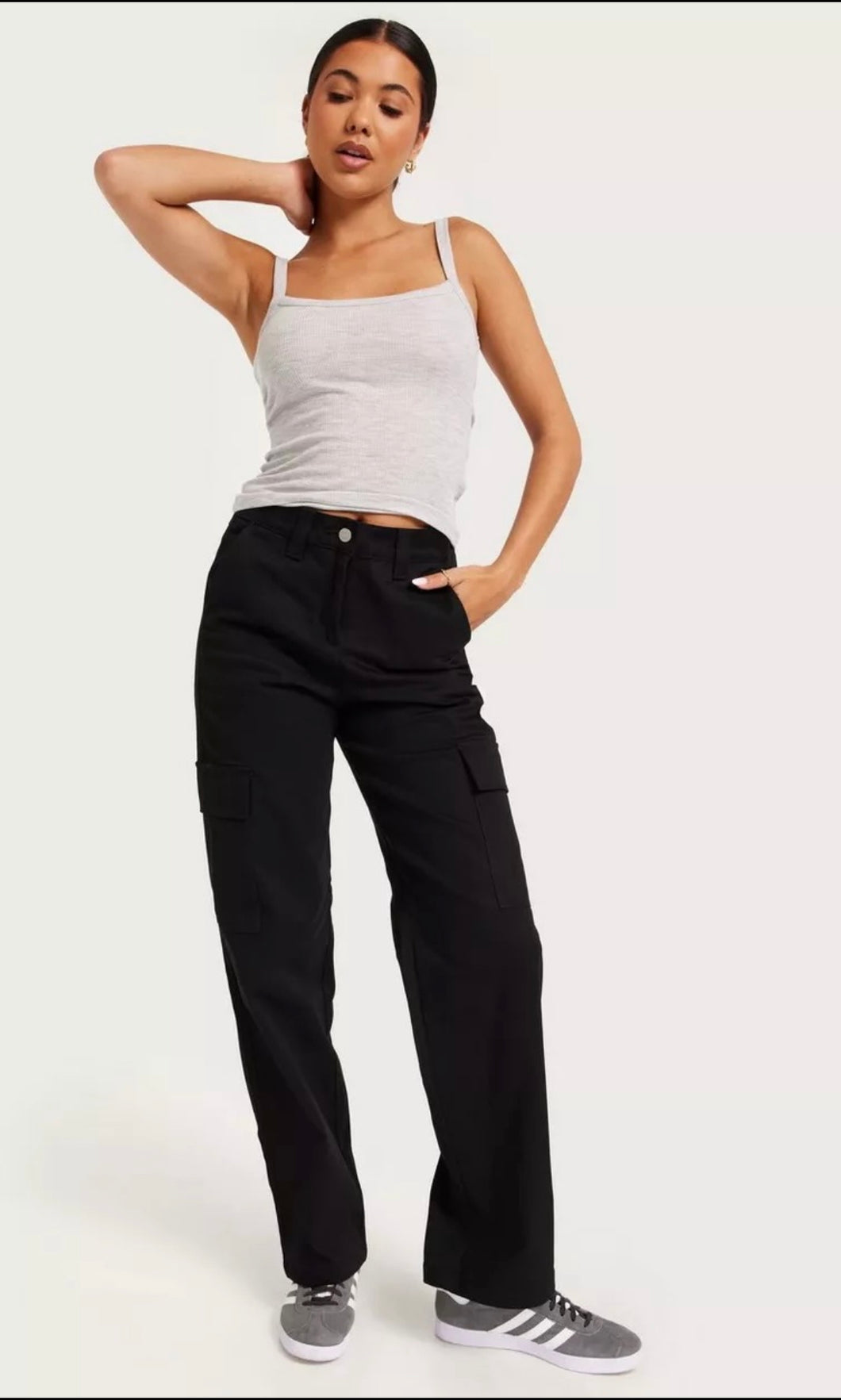 minka high-rise straight leg cargo denim | black