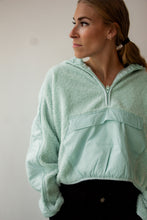 Load image into Gallery viewer, en-route micro-sherpa pullover | teal
