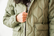 Load image into Gallery viewer, day by day hooded quilted lightweight jacket
